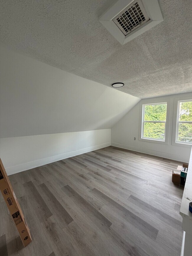 Foto del edificio - 11699 Peckham Ave