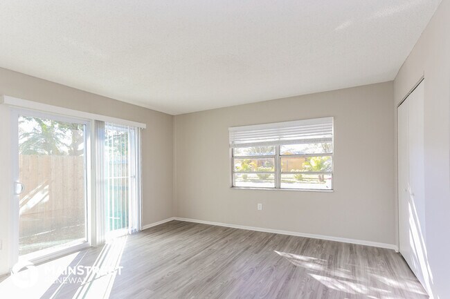 Building Photo - 10275 56th St
