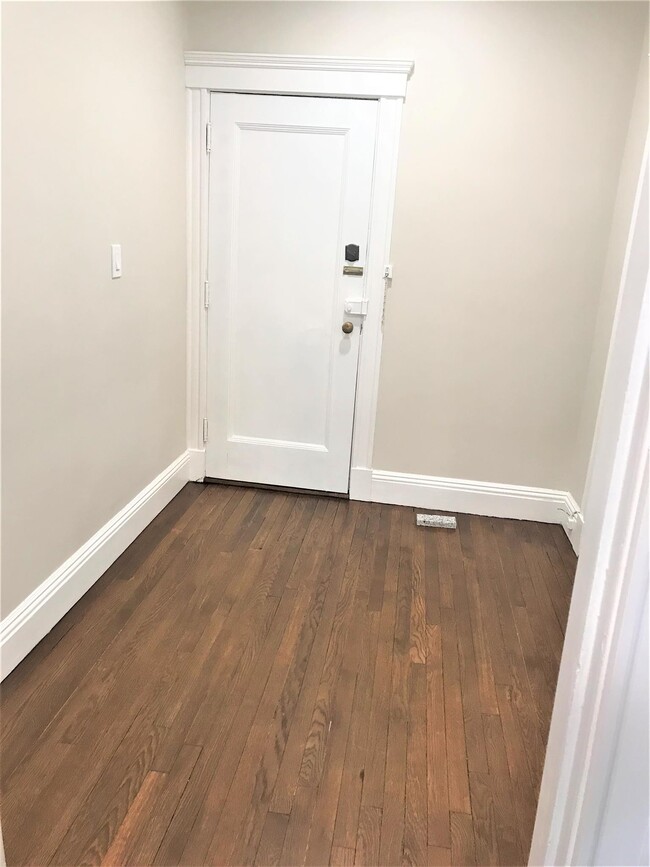 Foto del edificio - 1699 Cambridge St