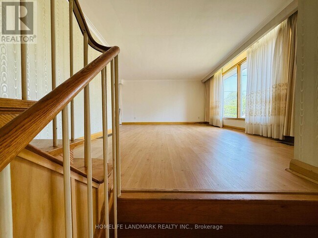 Photo du bâtiment - 193 Connaught Ave