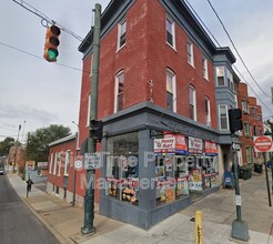 Building Photo - 163 S Potomac St