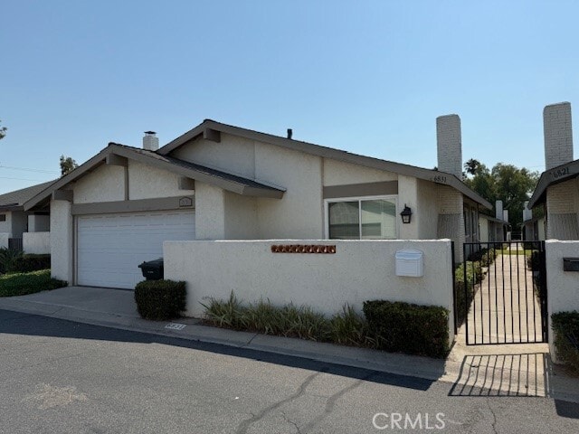 Building Photo - 6831 Foxborough Ct