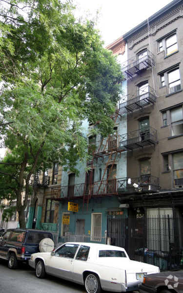 Foto del edificio - 536 E 6th St