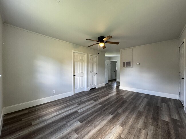 Building Photo - 3016 Briargate Dr