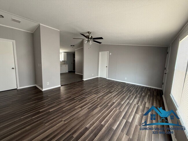 Foto del edificio - 10142 W Indian Creek Rd