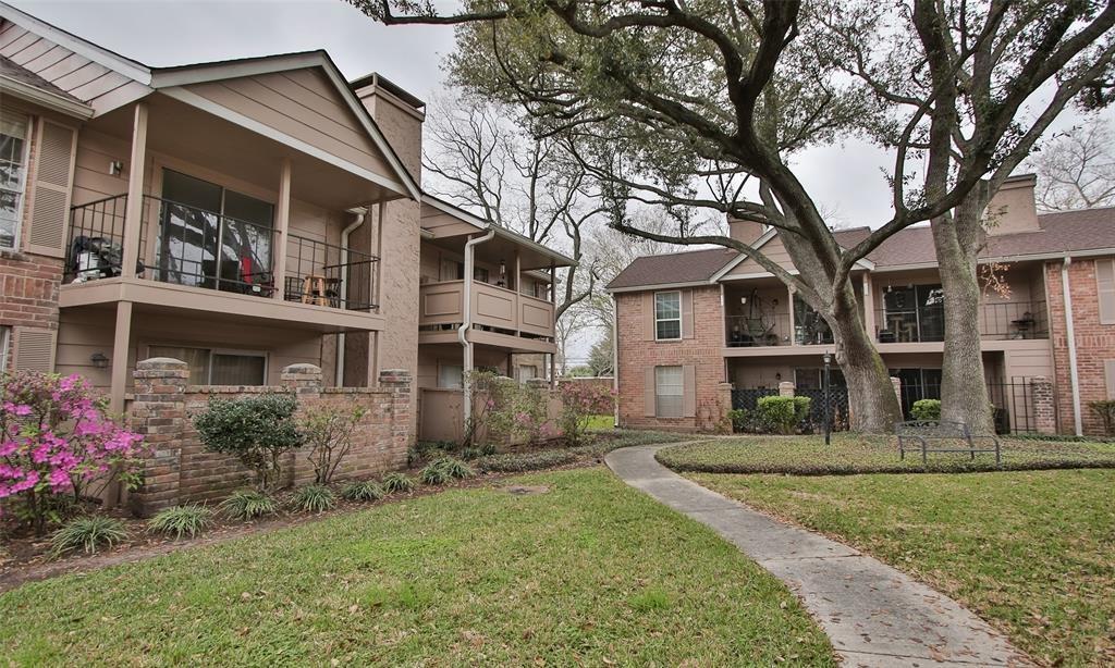 Foto principal - 2800 Jeanetta St