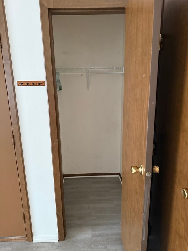 Building Photo - 5008 West Blvd