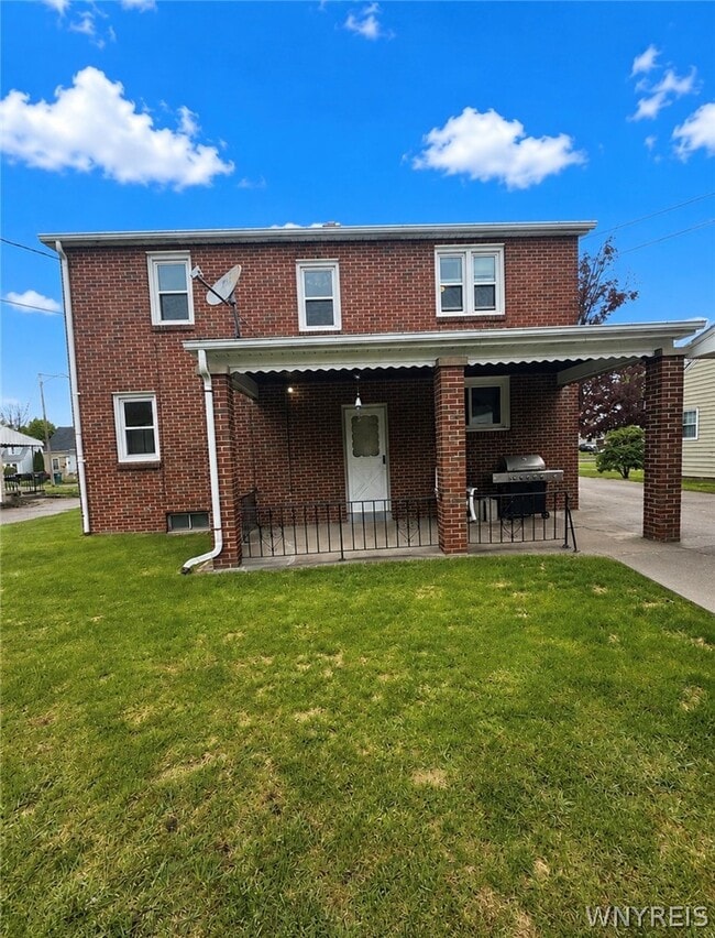 Building Photo - 207 Spaulding St