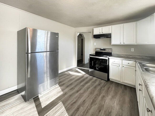 Building Photo - 10317 Page Ave