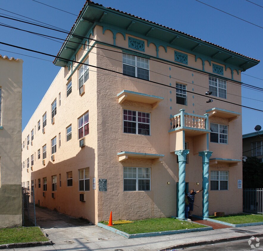 Foto del edificio - 862 SW 6th St