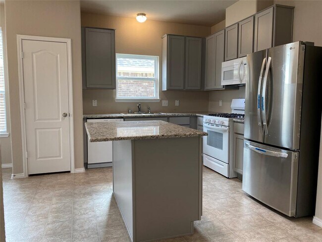 Building Photo - 3738 Homestead Ridge Ln