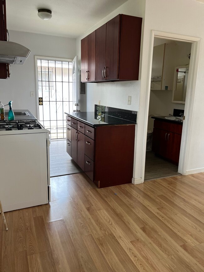 1658 Liliha St, Honolulu, HI 96817 Townhome Rentals in Honolulu HI