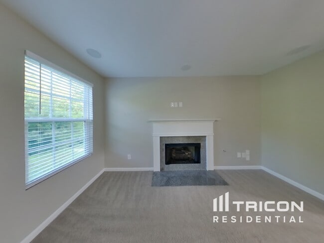 Building Photo - 4065 Alicia Ln