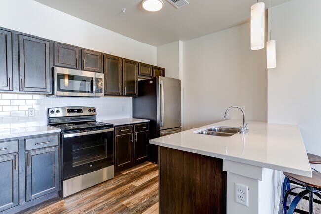 Foto del edificio - Village at Thorncreek