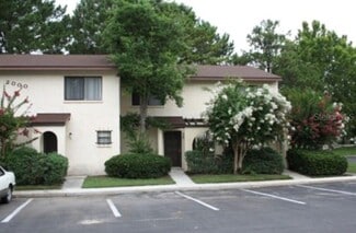 Building Photo - 2735 SW 35th Pl