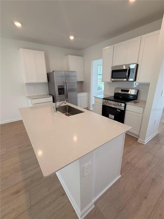 Foto del edificio - 5183 Loyalty Dr