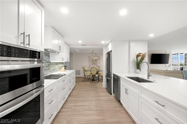 Building Photo - 5601 Turtle Bay Dr
