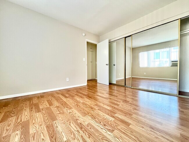 Foto del edificio - 4100 Arch Dr