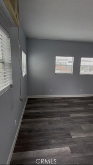 Building Photo - 1032 Normandie Ave