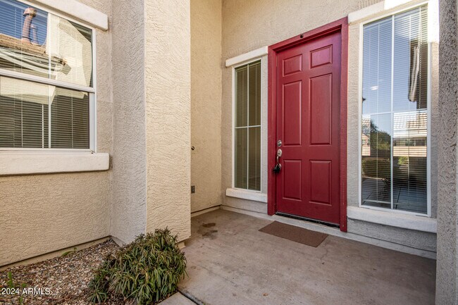 Building Photo - 3334 W Latona Rd