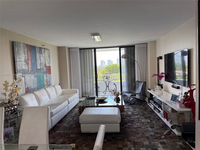 Foto del edificio - 20225 NE 34th Ct