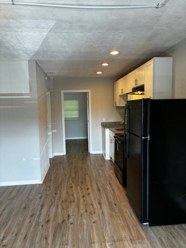 Building Photo - 2150 Inwood Terrace