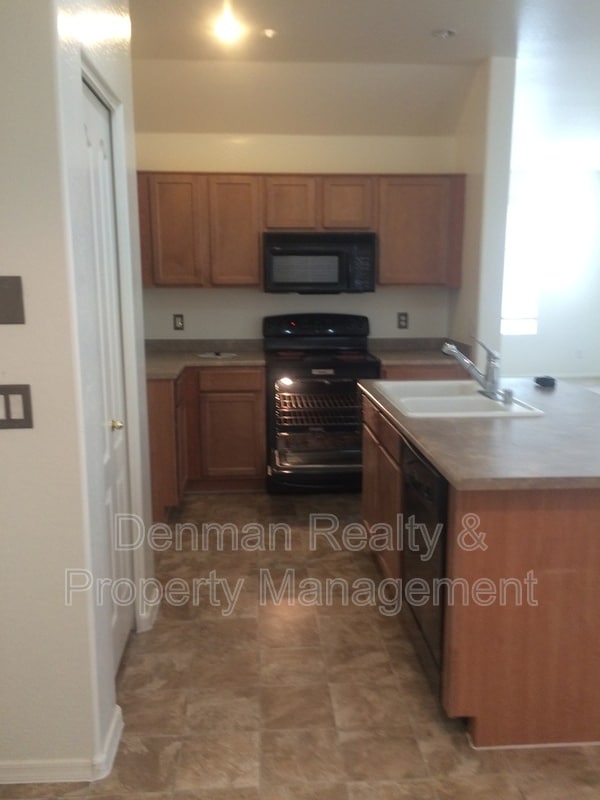 Foto del edificio - 3914 S 52nd Ln