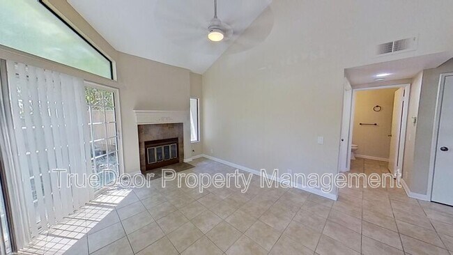 Foto del edificio - 389 Deerfield Ave