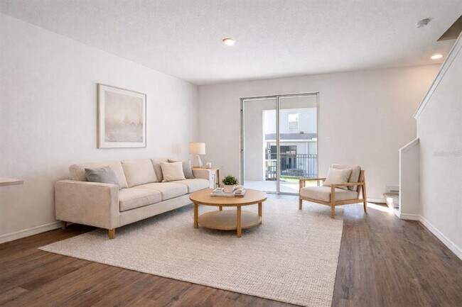 Foto del edificio - 2649 Olympic Ct