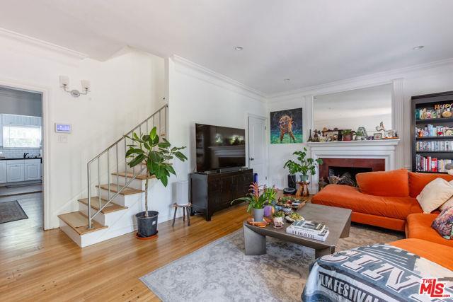 Foto del edificio - 9660 W Olympic Blvd