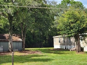 Building Photo - 1400 NW 119th Ct