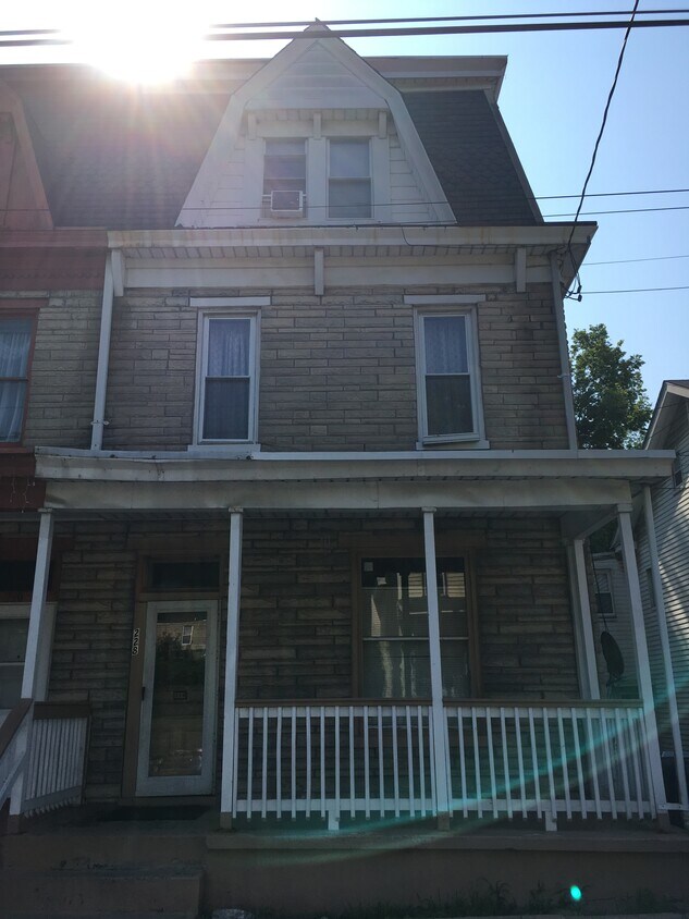 Primary Photo - 228 Frank S Brown Blvd