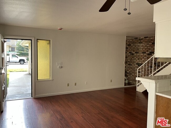 Foto del edificio - 18217 Vía Calma