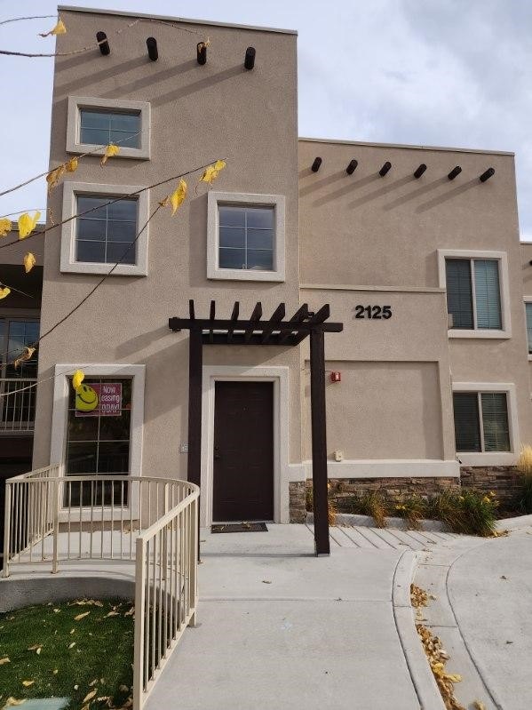 Photo - 2125 King St