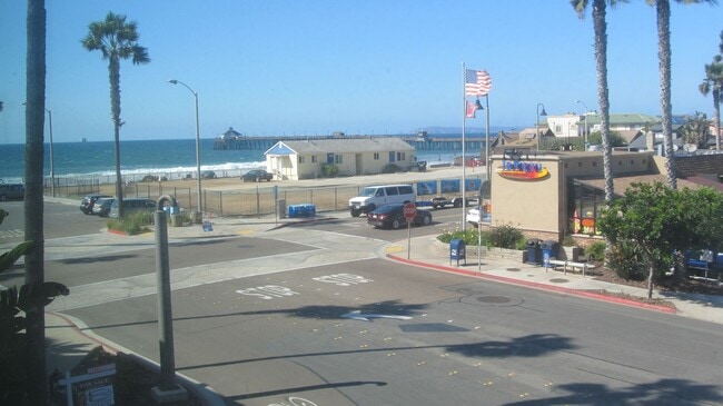 Foto del edificio - Steps from the beach in Imperial Beach
