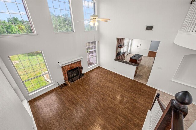 Foto del edificio - 11905 Lake Stone Dr