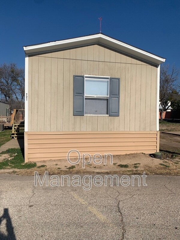 Building Photo - 2501 Martin Luther King Dr