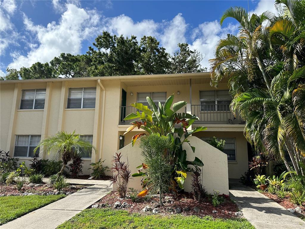 Foto principal - 4800 Rilma Ave