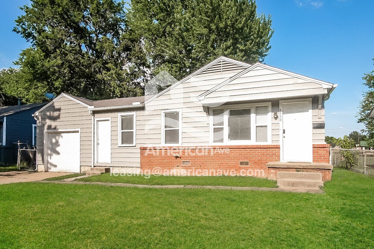 Foto principal - 4959 N Trenton Ave