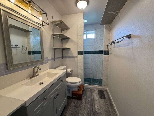 Foto del edificio - Unfurnished 2 bed/1 bath Kula Cottage with fully fenced yard