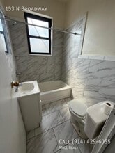 Building Photo - 153 N Broadway