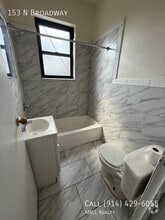 Building Photo - 153 N Broadway