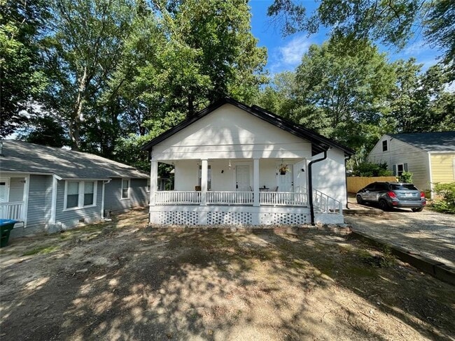 Building Photo - 3284 Stillwood Dr