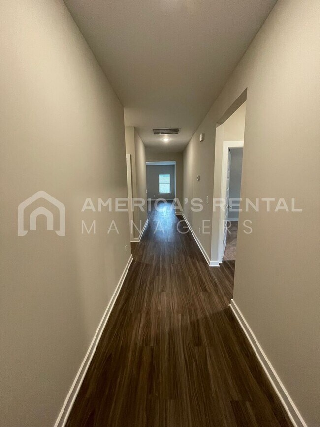 Building Photo - DEPOSIT PENDING! Home for Rent in Jasper, ...
