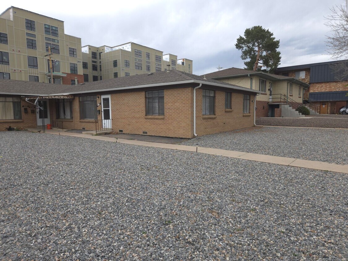 Primary Photo - Updated and Spacious 1-Bed, 1-Bath Apartme...