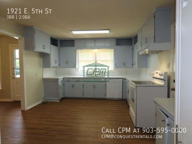 Foto del edificio - 1921 E 5th St