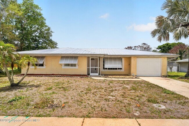 Building Photo - 1340 Mariposa Dr NE