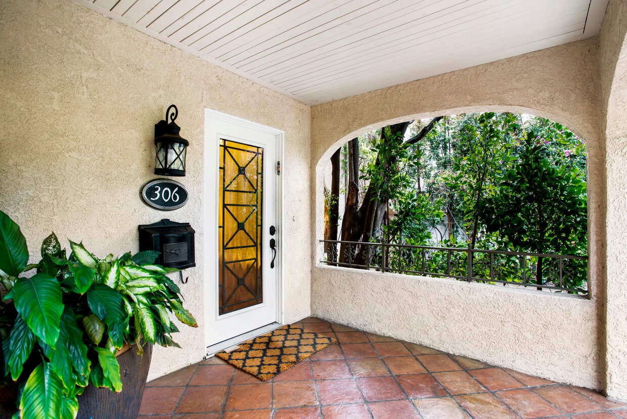 306 S Reeves Dr, BEVERLY HILLS, CA 90212 Apartments 306 S Reeves Dr BEVERLY HILLS, CA