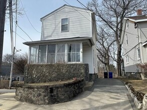 Building Photo - 29 Lanark Rd