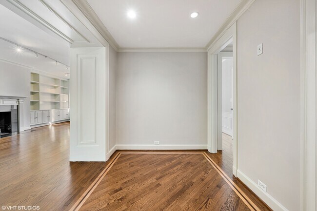 Foto del edificio - 3100 N Sheridan Rd
